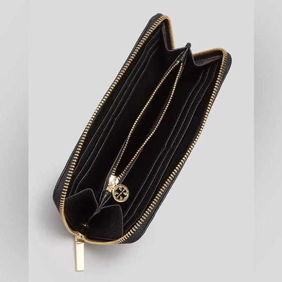 Tory Burch | Stacked T Zip Continental Wallet in Black - Picture 3 of 12